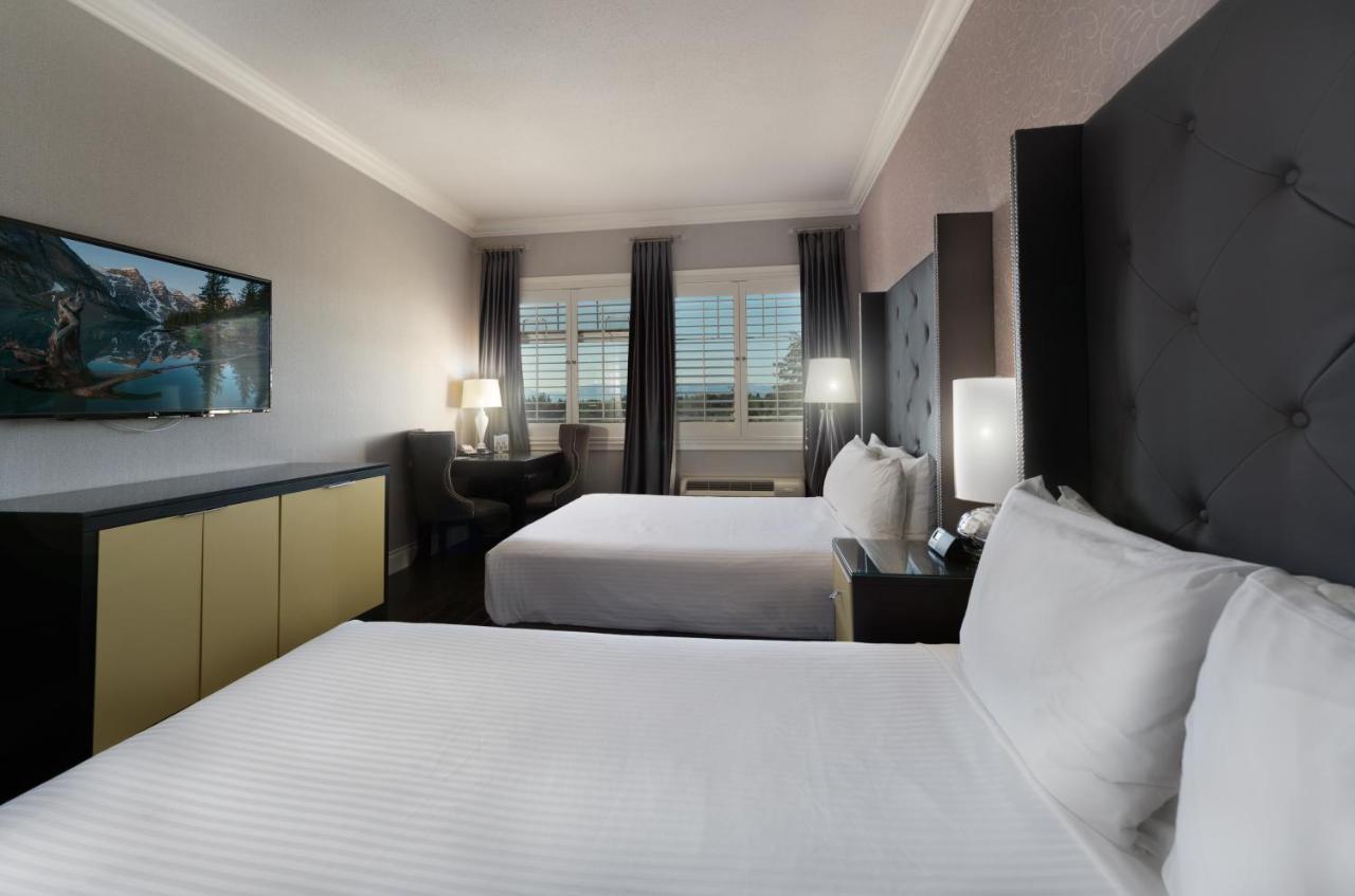 Prestige Oceanfront Resort, Worldhotels Luxury Sooke Esterno foto